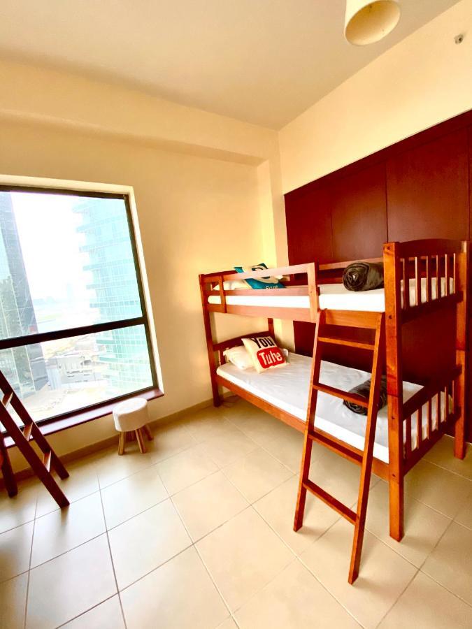 Хостел Bombay Backpackers Dxb (Adults Only) Дубай Екстер'єр фото