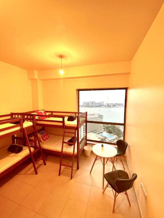 Хостел Bombay Backpackers Dxb (Adults Only) Дубай Екстер'єр фото