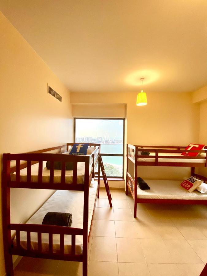 Хостел Bombay Backpackers Dxb (Adults Only) Дубай Екстер'єр фото