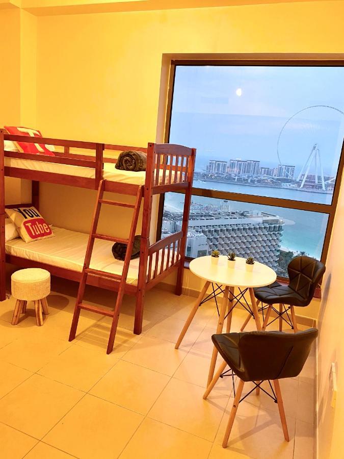 Хостел Bombay Backpackers Dxb (Adults Only) Дубай Екстер'єр фото